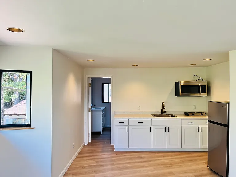 1680 San Luis Dr #A — Photo 2
