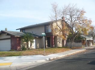 6298 Cross River Dr, Riverside, CA 92509