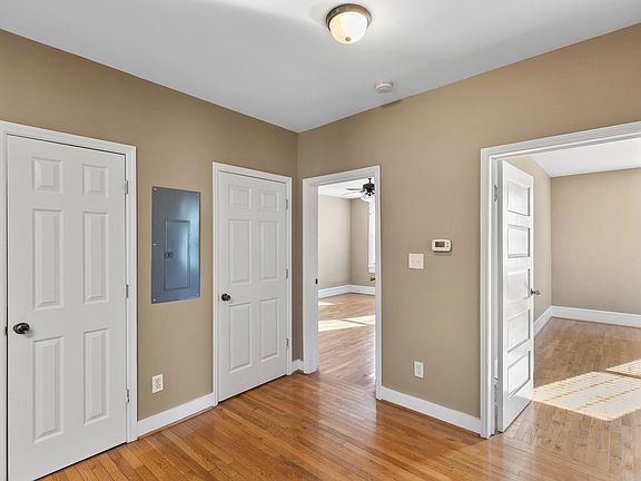 3rd image of 1436 18th St S APT 3
