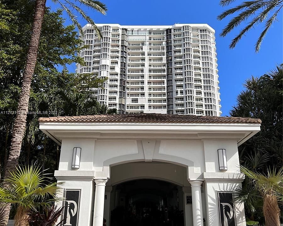 1st image of 21055 NE 37th Ave APT 1206