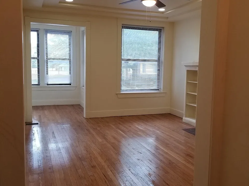 7224 S Jeffery Blvd #3A