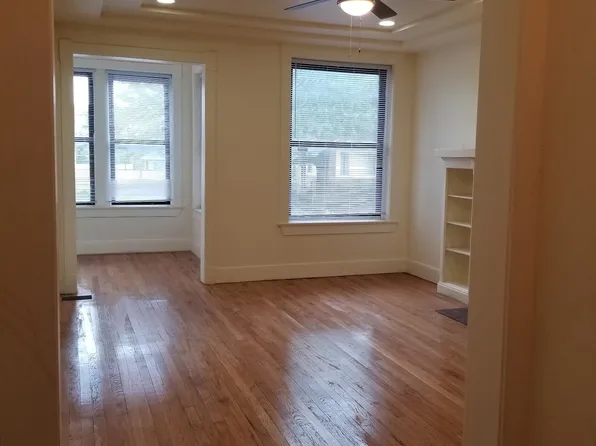7224 S Jeffery Blvd, Chicago, IL