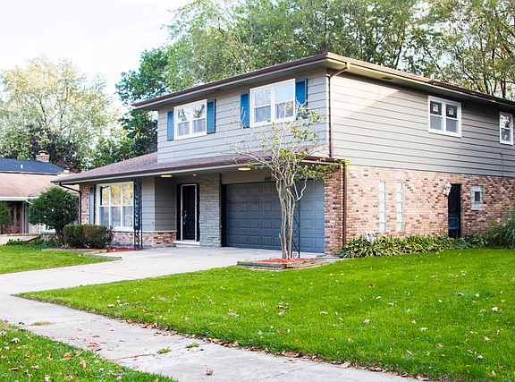 2nd image of 4149 Cedarwood Ln