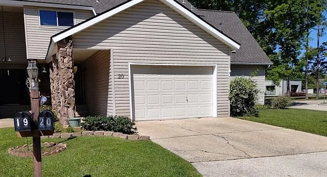 20 Caribbean Ct #20 — Photo 1