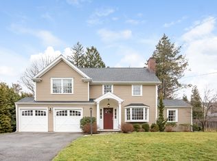 32 Miles Rd, Darien, CT 06820
