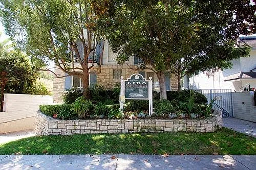 3631 Watseka Ave #201 Photo 1
