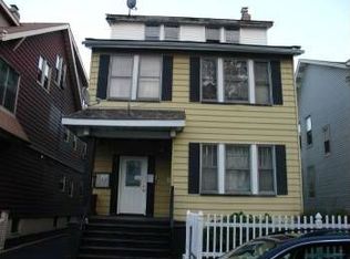 22 Schuyler Ave, Newark, NJ 07112