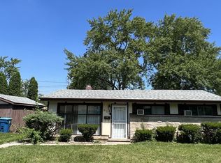 658 River Dr, Calumet City, IL