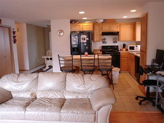 Family & Open Kitchen