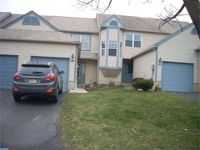 35 Raintree Dr, Hamilton, NJ, 08690