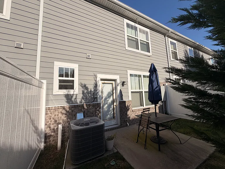 1779 Frodo Way #112 — Photo 27