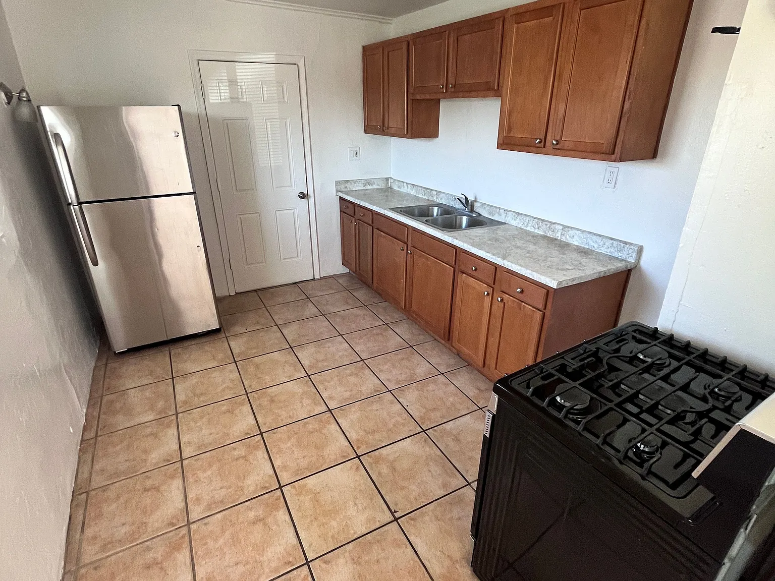1 bed, 600 sqft, $875 — Photo 1