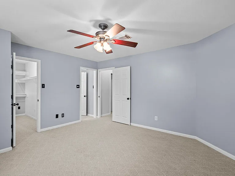 2210 Bay Haven Way — Photo 32