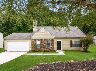5682 Blackberry Row, Ellenwood, GA 30294
