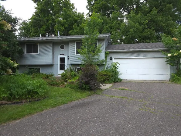 2155 11th St, White Bear Lake, MN 55110