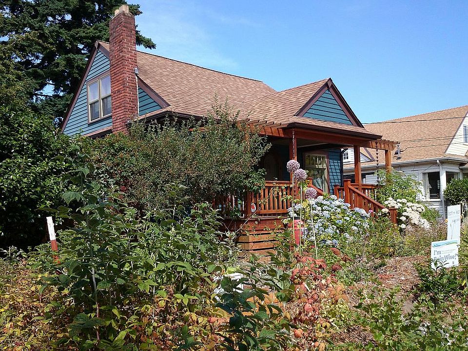 2nd image of 5621 6th Ave NW