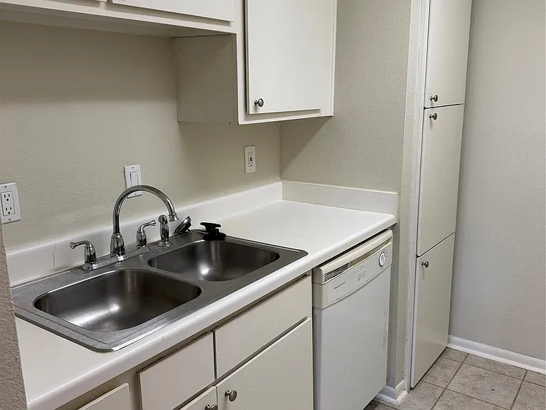 1900 Bay Area Blvd #243 — Photo 5
