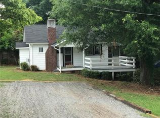 706 E Sharpe St, Statesville, NC 28677