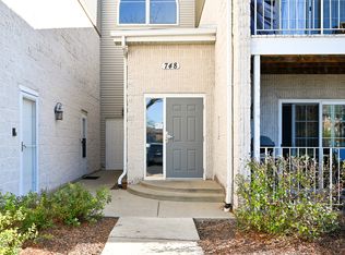 748 N Gary Ave Unit 202, Carol Stream, IL 60188