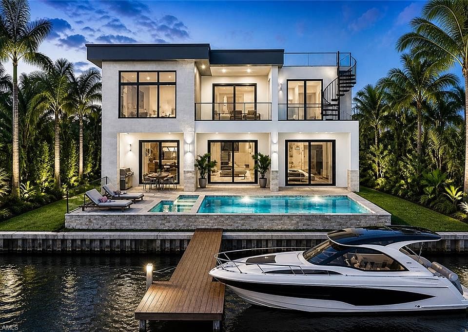1st image of 8039 Lagoon RD