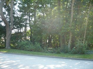 Fernside, Worcester, MA 01602