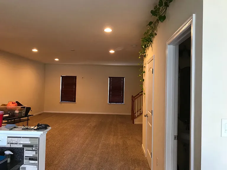 788 Jacobsen Cir — Photo 4