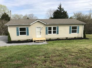 1007 Hopewood Ln, Chapmansboro, TN 37035