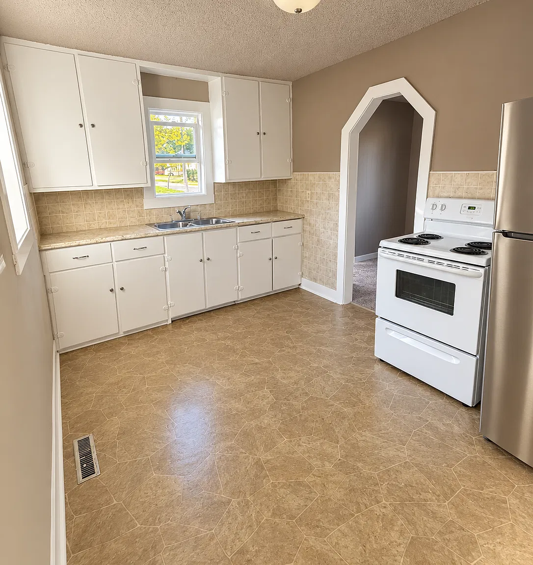 3 bed, 988 sqft, $1,600 — Photo 4
