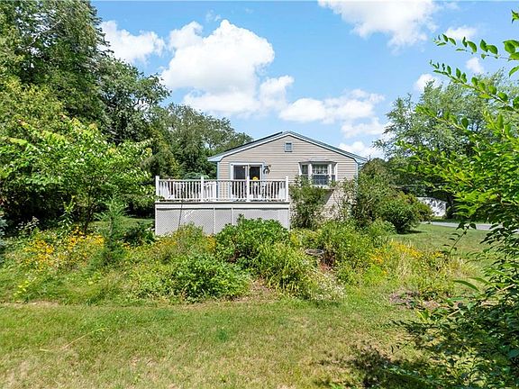 3rd image of 51 Mellbridge Dr