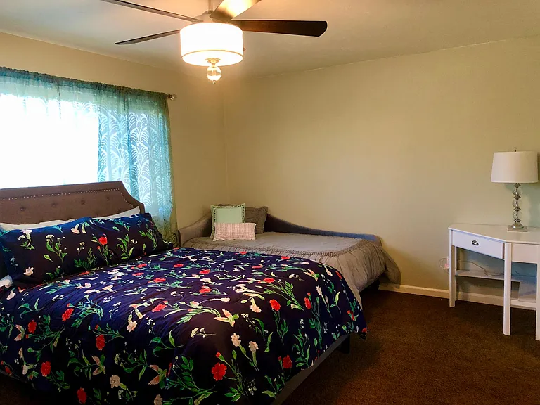 3310 Stratford Ave — Photo 45
