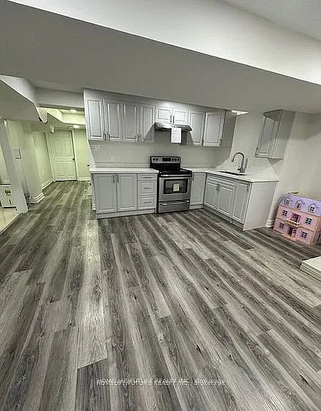 17 Ada Gdns #BASEMENT — Photo 5