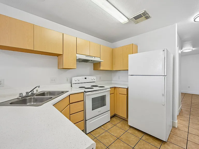Town Square Townhomes Kitchen
