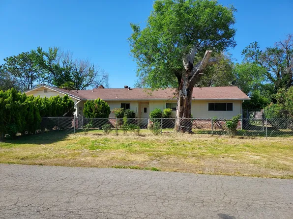 7138 The Terrace St, Anderson, CA 96007