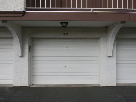 3rd image of 1720 Bahama Ave APT B-9
