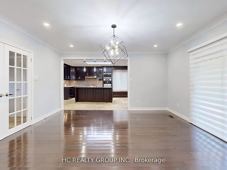 83 Fairway Heights Dr — Photo 7