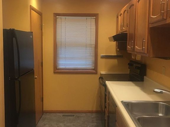 3rd image of 2366 E Winding Brook Cir