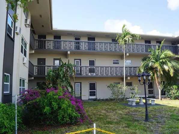 1250 E Sample Road #305, Pompano Beach, FL 33064