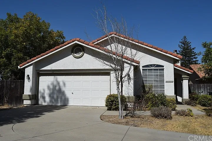 101 Ocean Ct photo 1