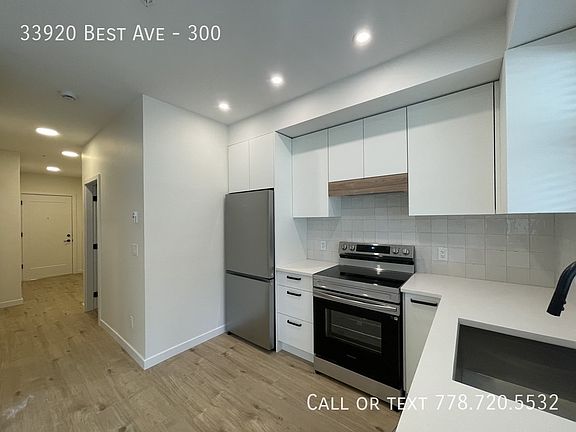 2nd image of 33920 Best Ave #300