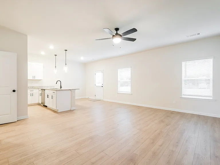 148 Sunfish Cir — Photo 5
