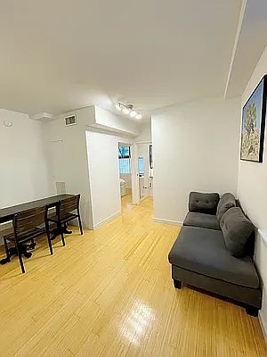 3rd image of 43 Avenue C #C1