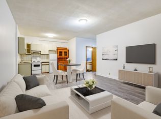 1033 Saint Clair Ave W #1, Toronto, ON M6E1A3