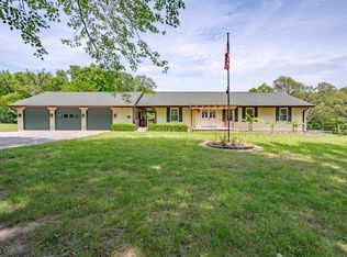 1788 Country Rd, Boonville, IN 47601