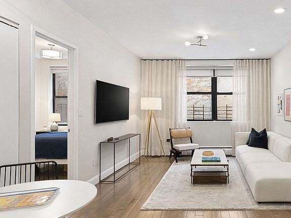 4th image of 788 9th Ave APT 5C