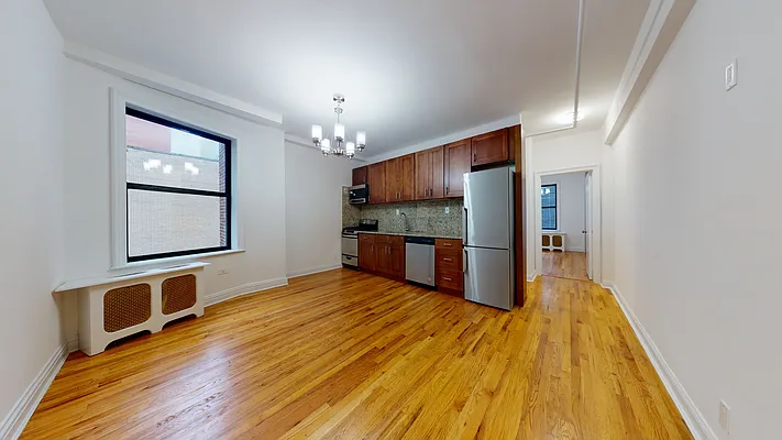 Rented by Bond New York | media 25