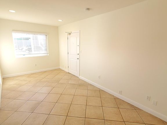 5th image of 8653 W Pico Blvd #101