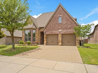 416 Fairway Bluff Dr, Wylie, TX 75098