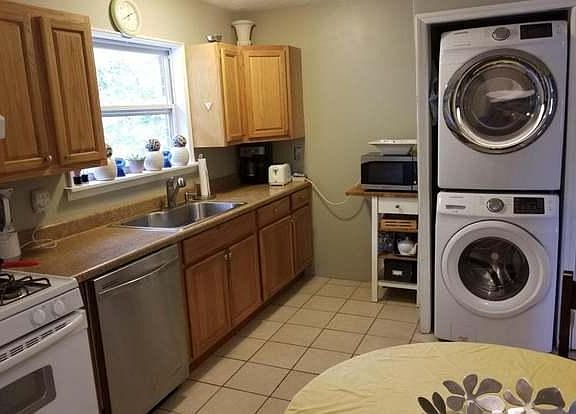 New Samsung washer/dryer have replaced the ones in photo