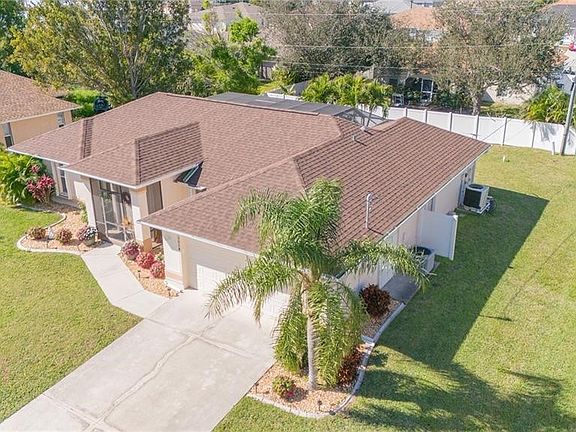 4th image of 3014 SW 15th Ave