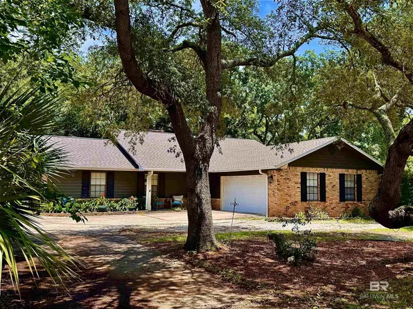616 Forestwood Dr, Gulf Shores, AL 36542